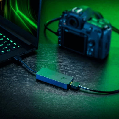 Razer Ripsaw X 低延遲攝影機影像擷取卡 RZ20-04140100-R3M1