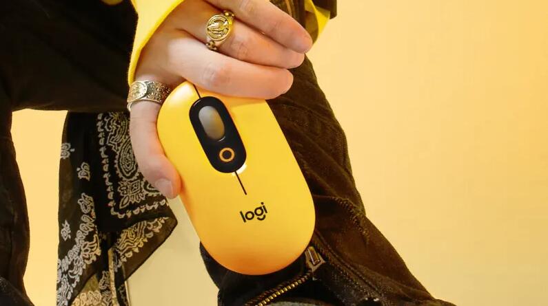 Logitech POP Wireless Mouse with Emoji Button Function - Blast Yellow Sunshine Yellow 910-006514 Original licensed product 