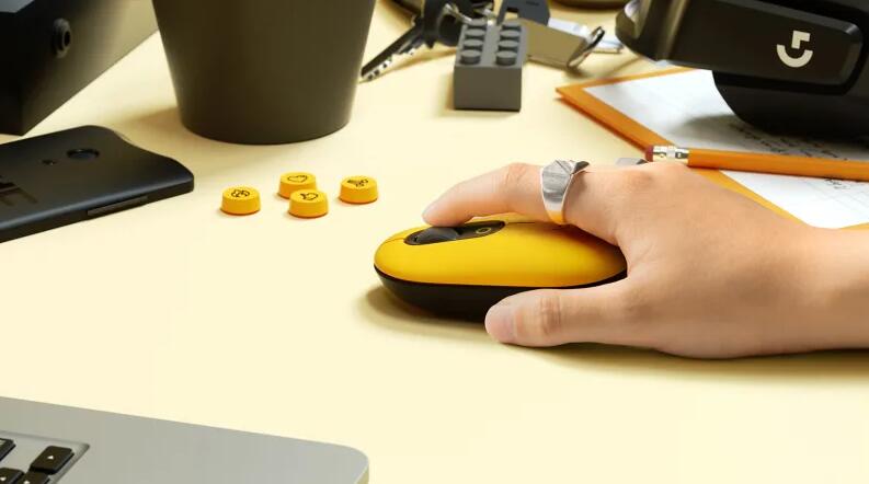 Logitech POP Wireless Mouse with Emoji Button Function - Blast Yellow Sunshine Yellow 910-006514 Original licensed product 