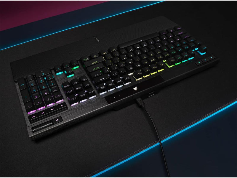 【CORSAIR 5月份電競產品優惠】Corsair K70 RGB PRO Mechanical Gaming Keyboard with PBT DOUBLE SHOT PRO Keycaps - CHERRY® MX Red CH-9109410-NA