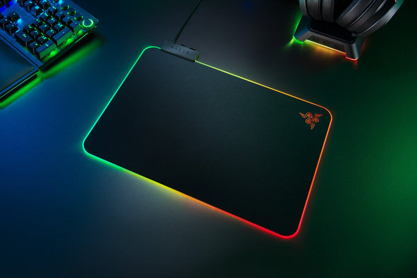 【RAZER 5月份滑鼠墊優惠】RAZER Firefly V2 Chroma RGB 超薄滑鼠墊