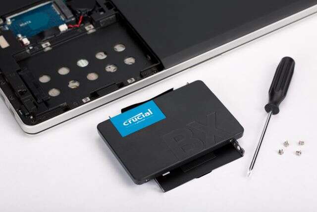 Crucial 500GB BX500 CT500BX500SSD1 2.5" SATA 6Gb/s SSD